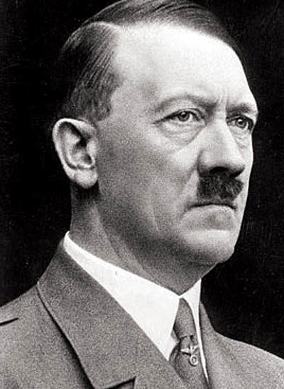 بازگشت تندیس بی‌سر هیتلر به موزه مادام توسو