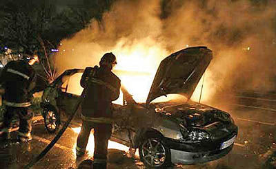 آتش زدن خودروی بازیکن لیگ برتری