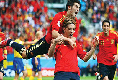صعود اسپانیا و حذف مدافع عنوان قهرمانی