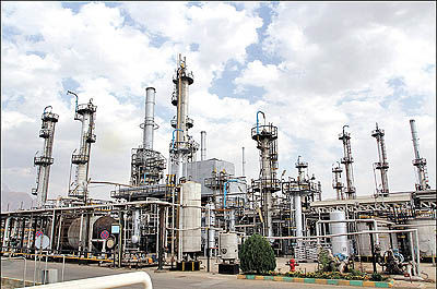 پیشرفت 50 درصدی تعمیر پالایشگاه نفت کرمانشاه در 7 روز