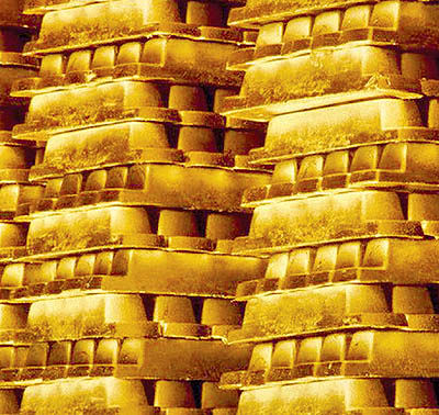 قیمت جهانی طلا در سال 2008 به 1100 دلار می‌رسد