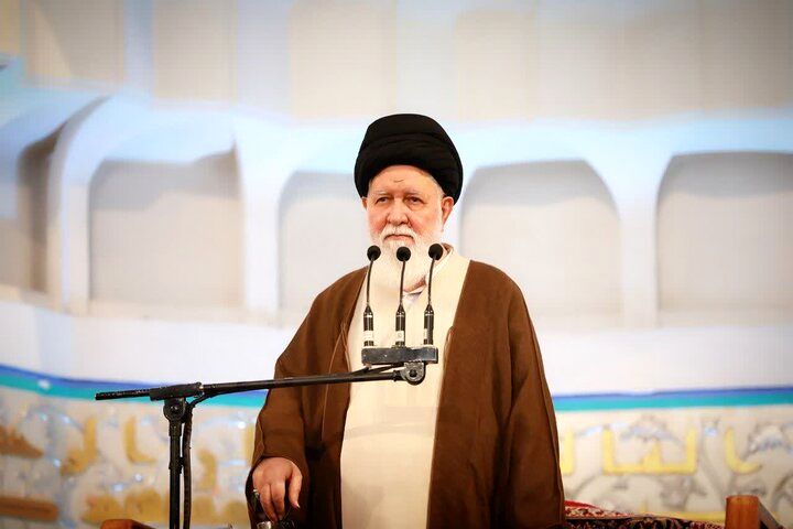 انتقاد صریح علم الهدی از مجلس: مردم نماینده فرستاده‌اند تا خودشان مجبور نباشند اقداماتی انجام دهند / اگر مجلس به‌طور جدی مسائل را دنبال کند، انگیزه‌ای برای حضور مردم در خیابان‌ها باقی نمی‌ماند