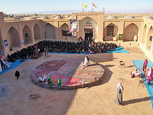 احیاء مراسم آئینی تعزیه در کاروانسرای تاریخی بجستان