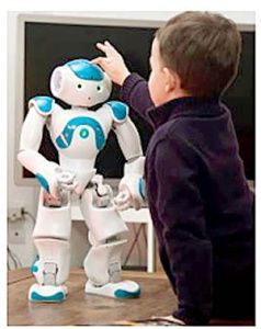 روبات‌ها جای پرستار بچه را می‌گیرند