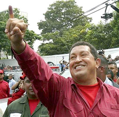 هوگو چاوز رییس‌جمهور باقی ماند