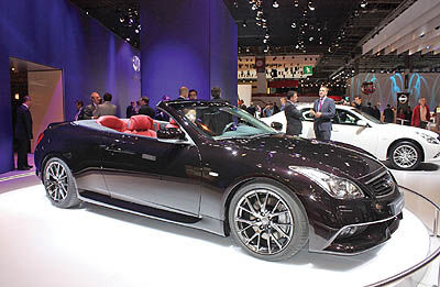 ساخت دو مدل اینفینیتی در چین