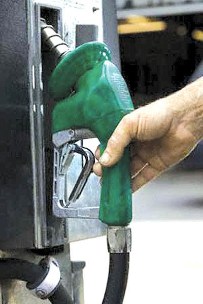 بنزین همچنان با قیمت 80 تومان عرضه می‌شود