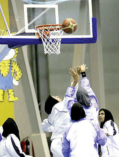 عبور بسکتبال زنان از مرزها