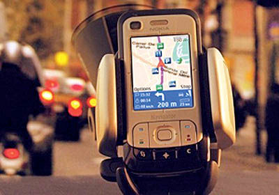 نوکیا با گوشی‌های GPSدار رقیب می‌طلبد