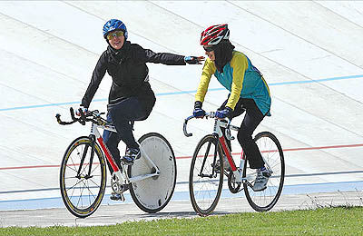 اولین مدال تاریخ دوچرخه‌سواری بانوان