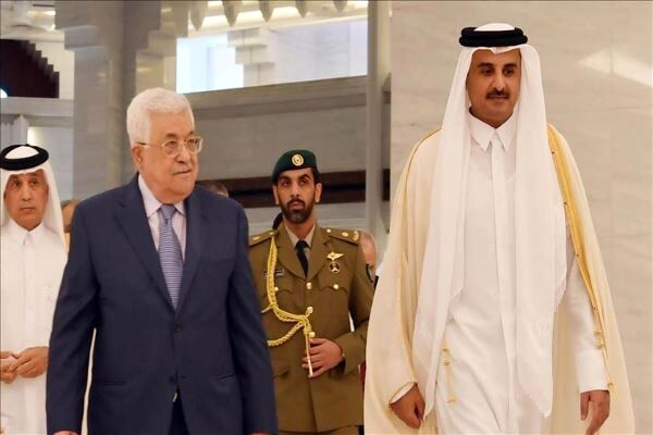 محمود عباس با امیر قطر دیدار کرد