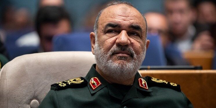 تاکید فرمانده کل سپاه بر تقویت اقدامات سپاه برای غلبه بر شرایط کرونایی مازندران