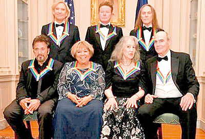 تجلیل از آل پاچینو و دو چهره موسیقایی در کاخ سفید