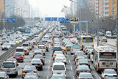 رشد فروش خودرو در چین کند شد - ۲۳ آبان ۹۵