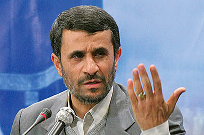 انتقاد احمدی‌نژاد از کاهش تعرفه واردات خودرو