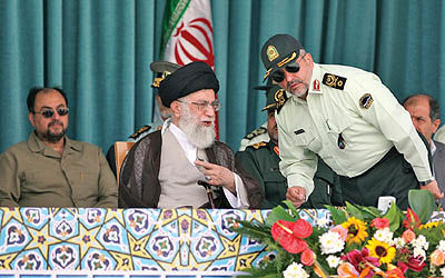 حفظ اقتدار و برخورد مهربانانه