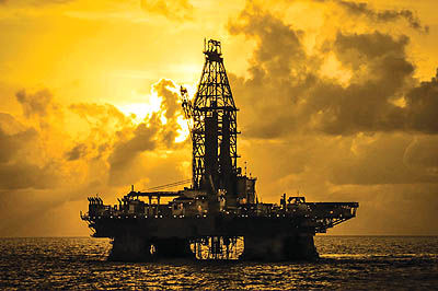 سه ضلعی فشار  بر قیمت نفت