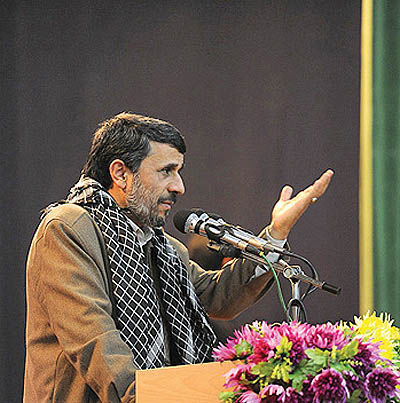 احمدی‌نژاد: کافی بودن دو فرزند در خانواده، فرمول انقراض یک ملت است