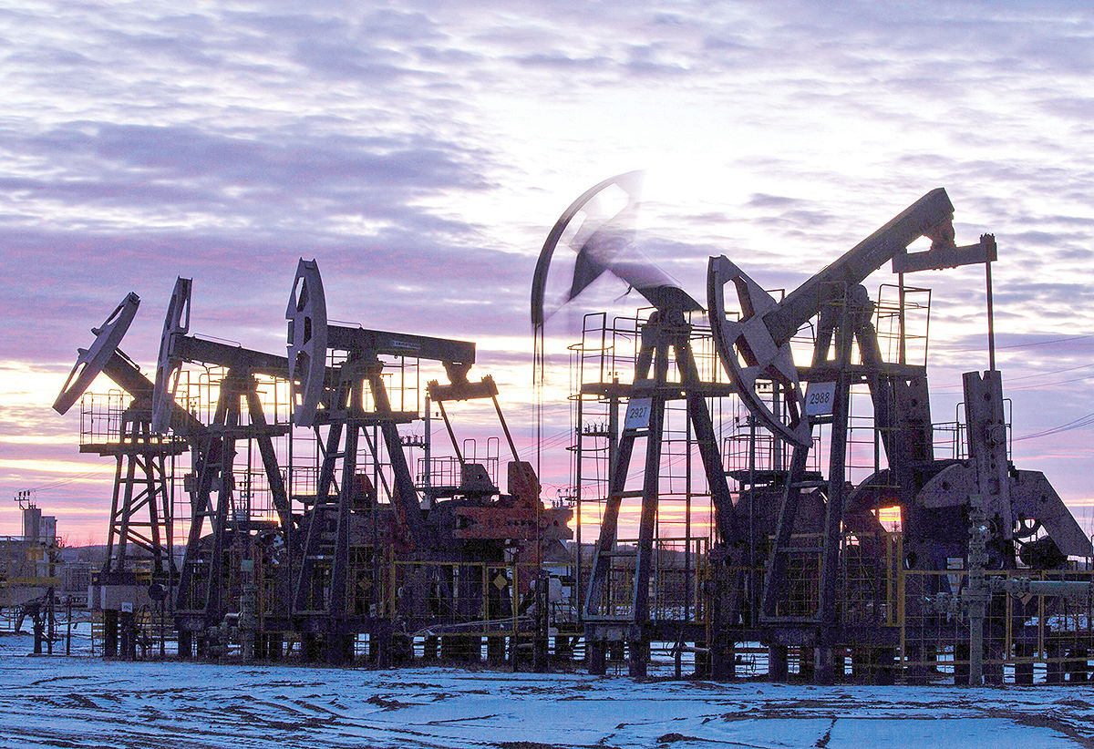 بازار نفت در سراشیبی سقوط ؟