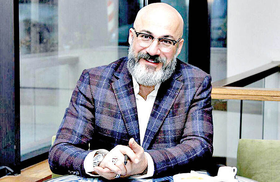 بازگشت امیر آقایی به صحنه پس از 15 سال