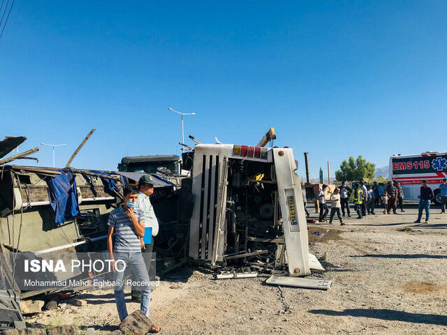 اسامی فوتی‌ها و مصدومان حادثه تصادف اتوبوس در دهشیر یزد