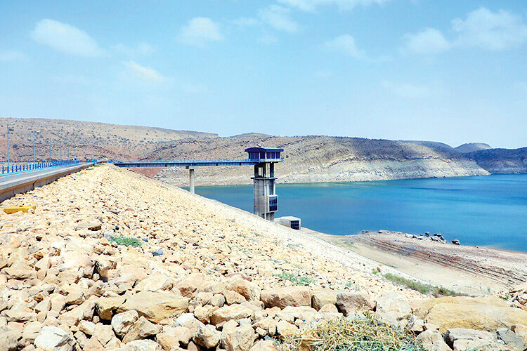 منابع آبی زیرزمینی در مرز بحران