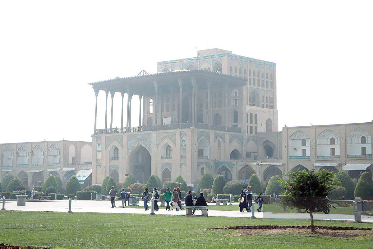 روزگار خاکستری