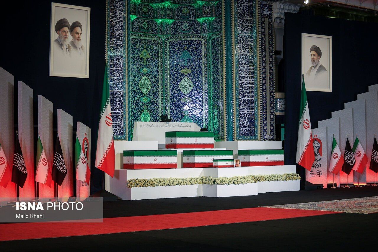  ادای احترام شخصیت‌های جهان به پیکر رهبر شهید انقلاب + تصاویر