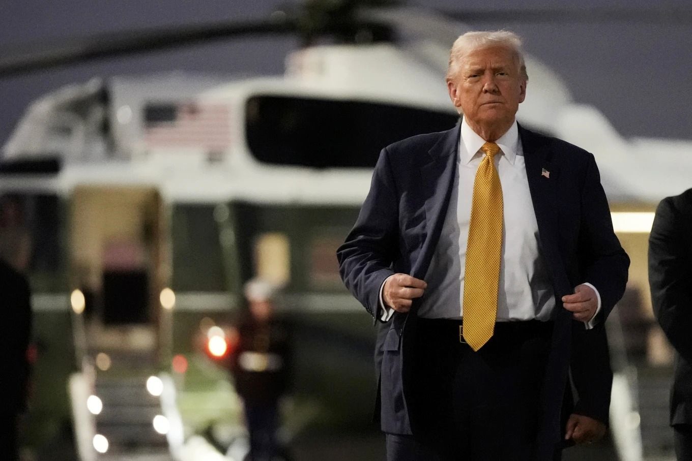 سنا تعرفههای جهانی ترامپ را تصویب کرد + فیلم