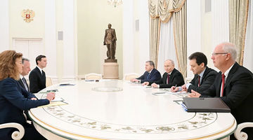  مذاکرات مسکو زیر سایه نبرد پوکروفسک