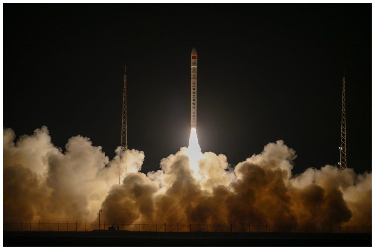 موفقیت ماهوره‌ای چین/پکن چند ماهواره به فضا فرستاد؟