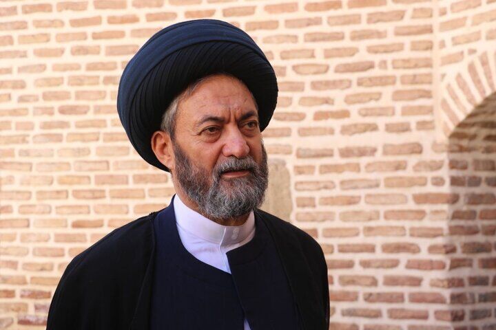 پیام امام جمعه اردبیل به کشورهای اسلامی؛ یک ماه لوله‌های نفت را ببندید