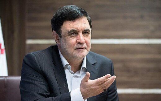 آقایان دست رئیسی را در تشکیل کابینه باز بگذارید