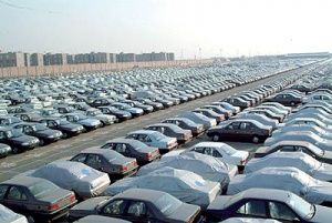 بازار خودرو در تحریم مشتریان داخلی
