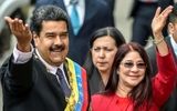 انتقال مادورو و همسرش به دادگاه+ فیلم