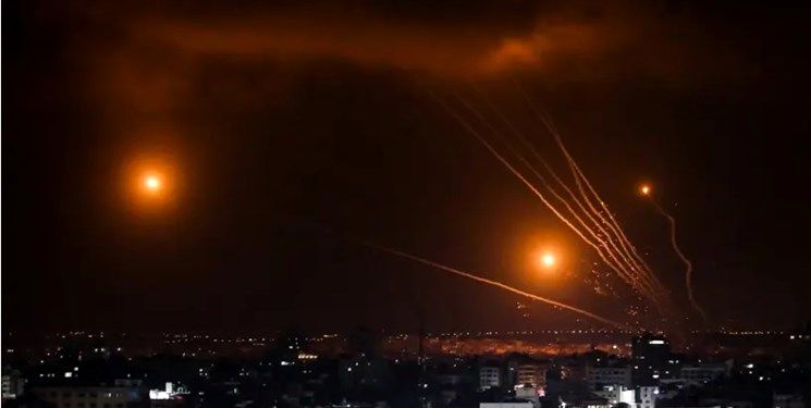 فوری/  اسرائیل بیش از ۸۰۰ موشک شلیک کرد
