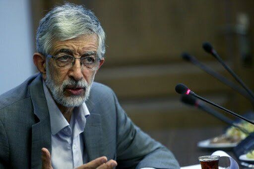 حدادعادل: ملت ایران پشت نظام ایستاده اند / دوران «بزن و دررو» برای دشمنان به پایان رسید