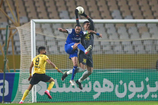 واکنش باشگاه استقلال به اخراج مدافع جنجالی‌اش
