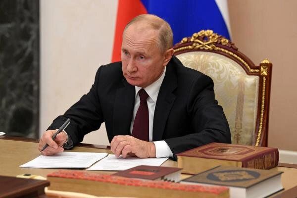 «پوتین» فرمان مقابله با اقدام‌ خصمانه دولتهای بیگانه را امضا کرد
