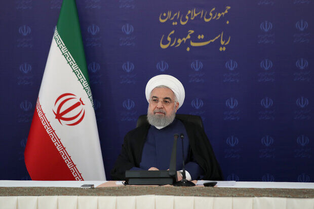 روحانی: نمی دانم برجام چه نیشی به برخی زده است؛ آیا ما معطل برجام ماندیم؟