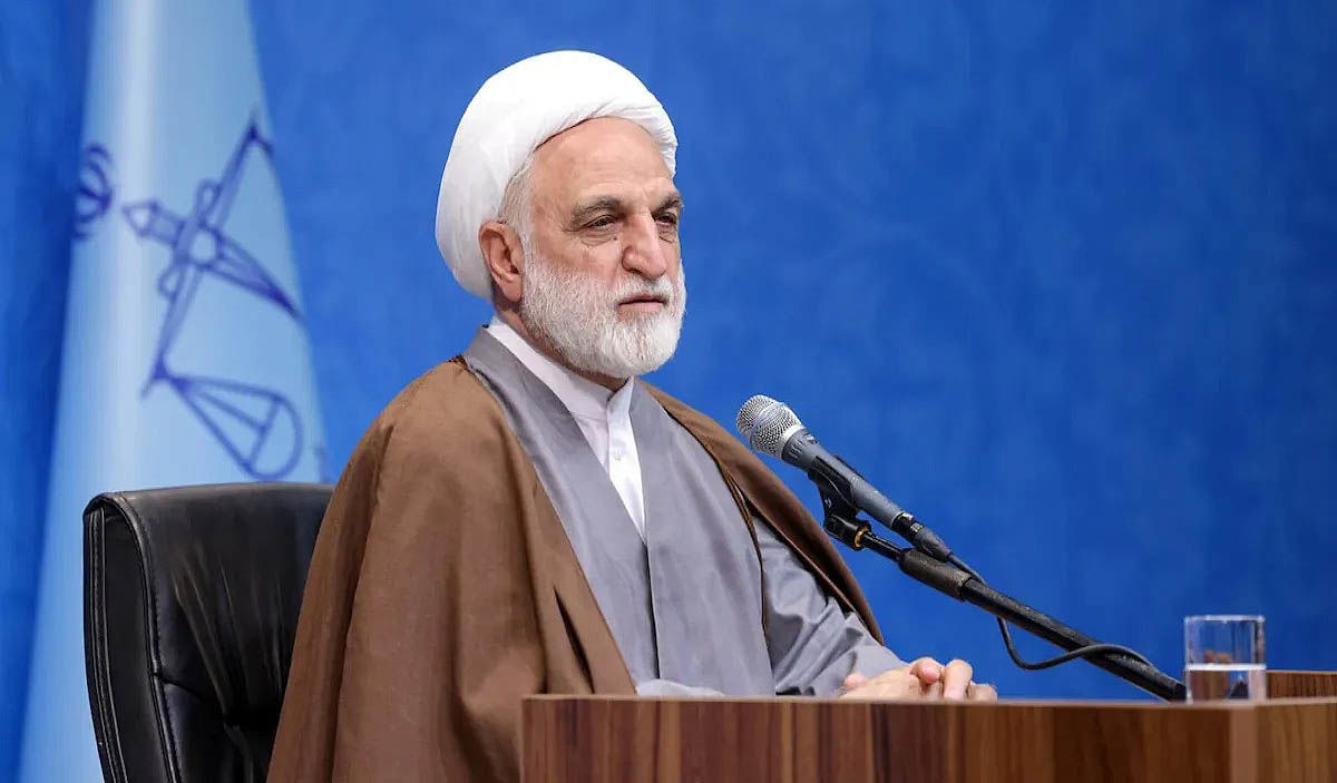 فساد یک مرض مسری است