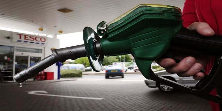 متن و حاشیه اختلال در سامانه عرضه بنزین
