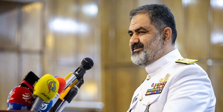 امیر دریادار ایرانی: نیروی دریایی دو ناوشکن‌جدید را عملیاتی می‌کند