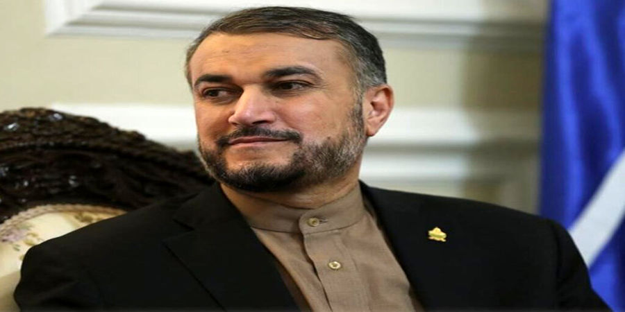 پوشش جالب خانم سفیر در تهران/ عکس