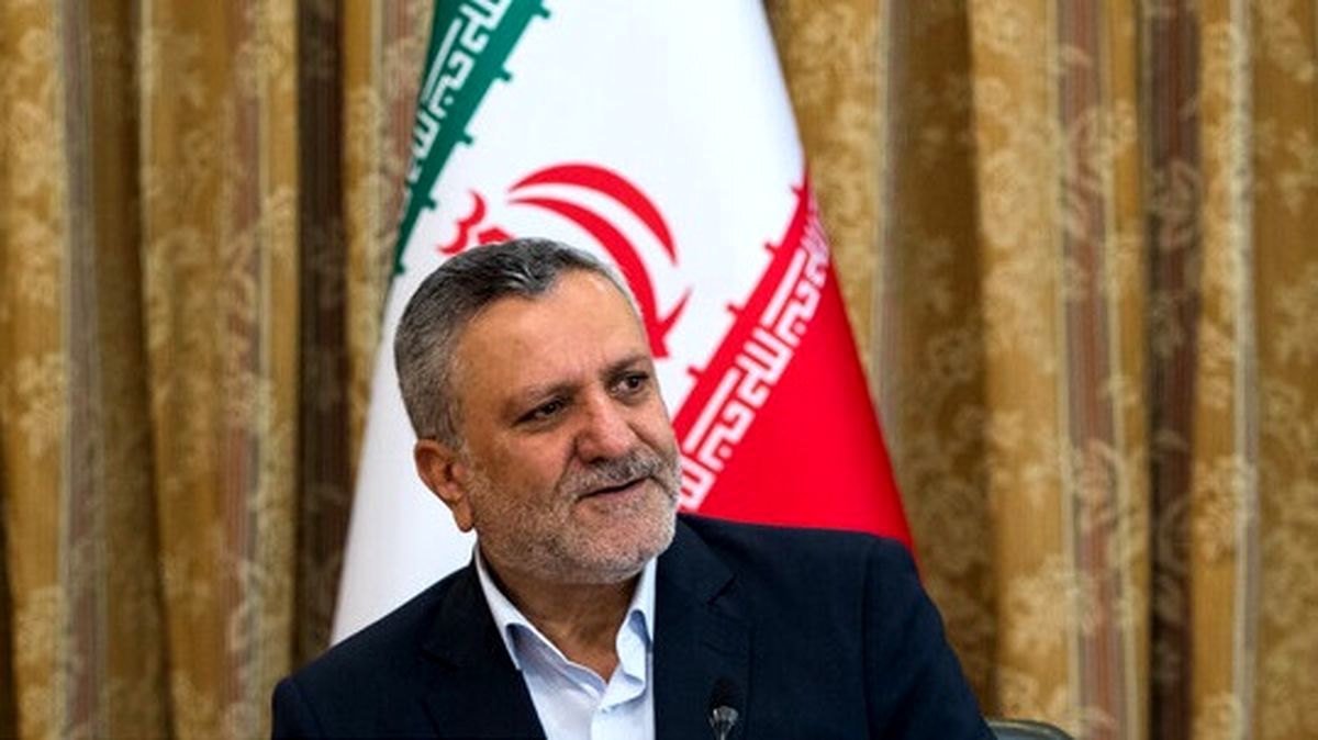 بریز و بپاش وزیر رئیسی در یک سفر استانی/ مشاور احمدی نژاد سند رو کرد + عکس
