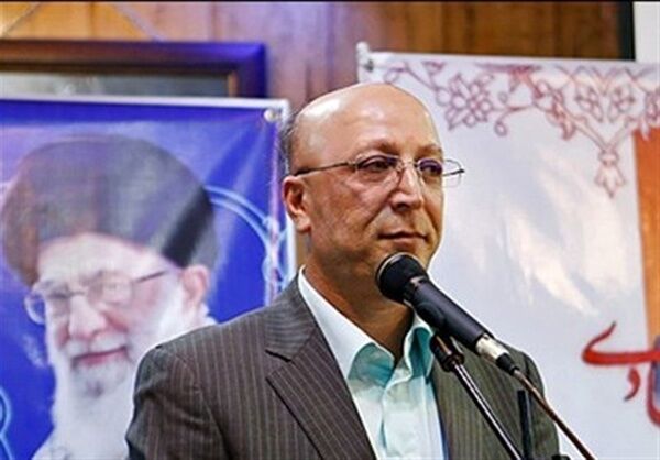 اولین واکنش وزیر علوم به اخراج برخی اساتید/ موضوع را سیاسی نکنیم 