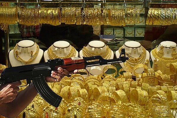 جزئیاتی از تیراندازی شبانه در یک پاساژ / در قشم چه خبر است؟