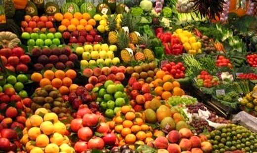 قیمت انواع میوه در میدان تره بار/موز ارزان شد