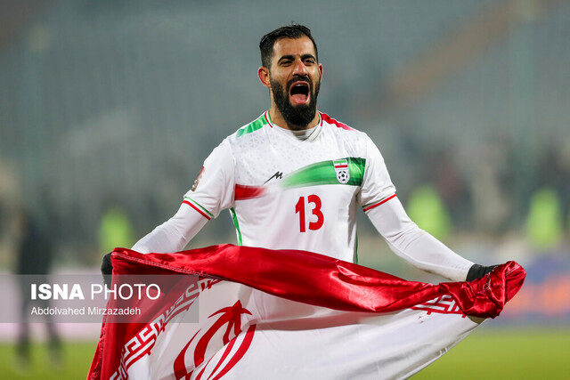 تیم ملی ایران با لباس‌های قدیمی در ورزشگاه آزادی!