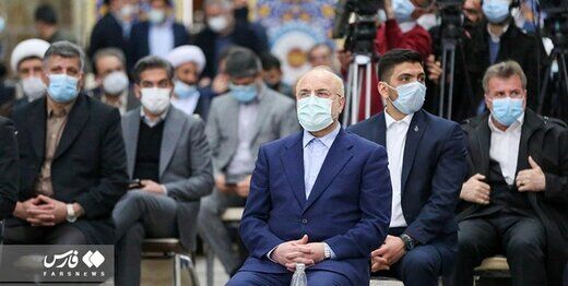 تجدید بیعت رئیس و نمایندگان مجلس با آرمان‌های امام
راحل
و انقلاب+عکس
